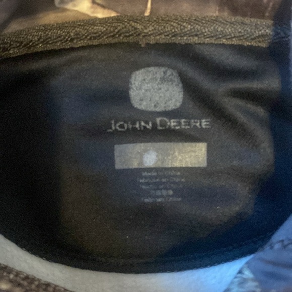 John Deere Camouflage Hoodie - Picture 4 of 6